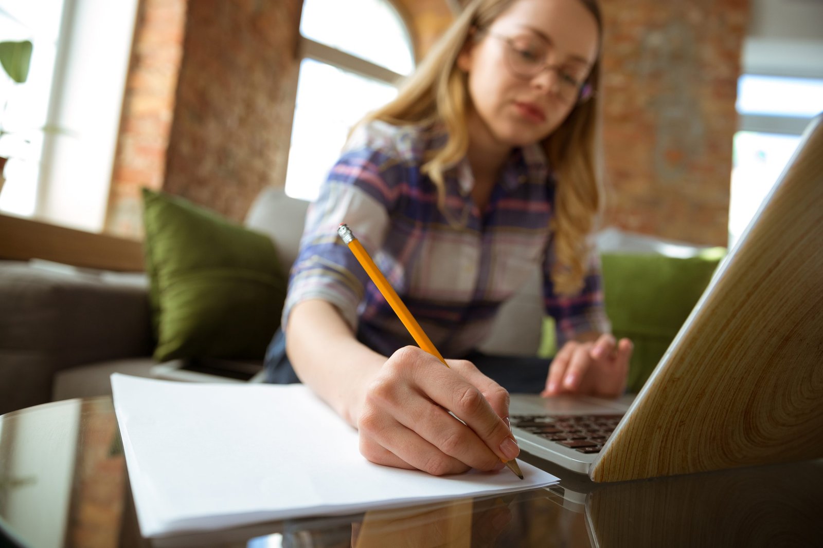 Estudantes de todo o Brasil podem se inscrever para preparatório do Enem em modalidade EAD