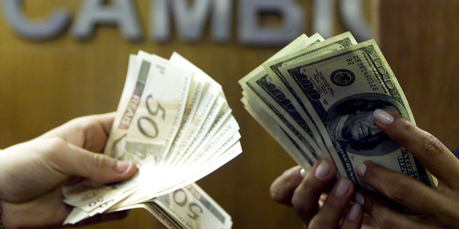 dolar-sobe-para-r$-5,17-com-incertezas-sobre-equipe-economica