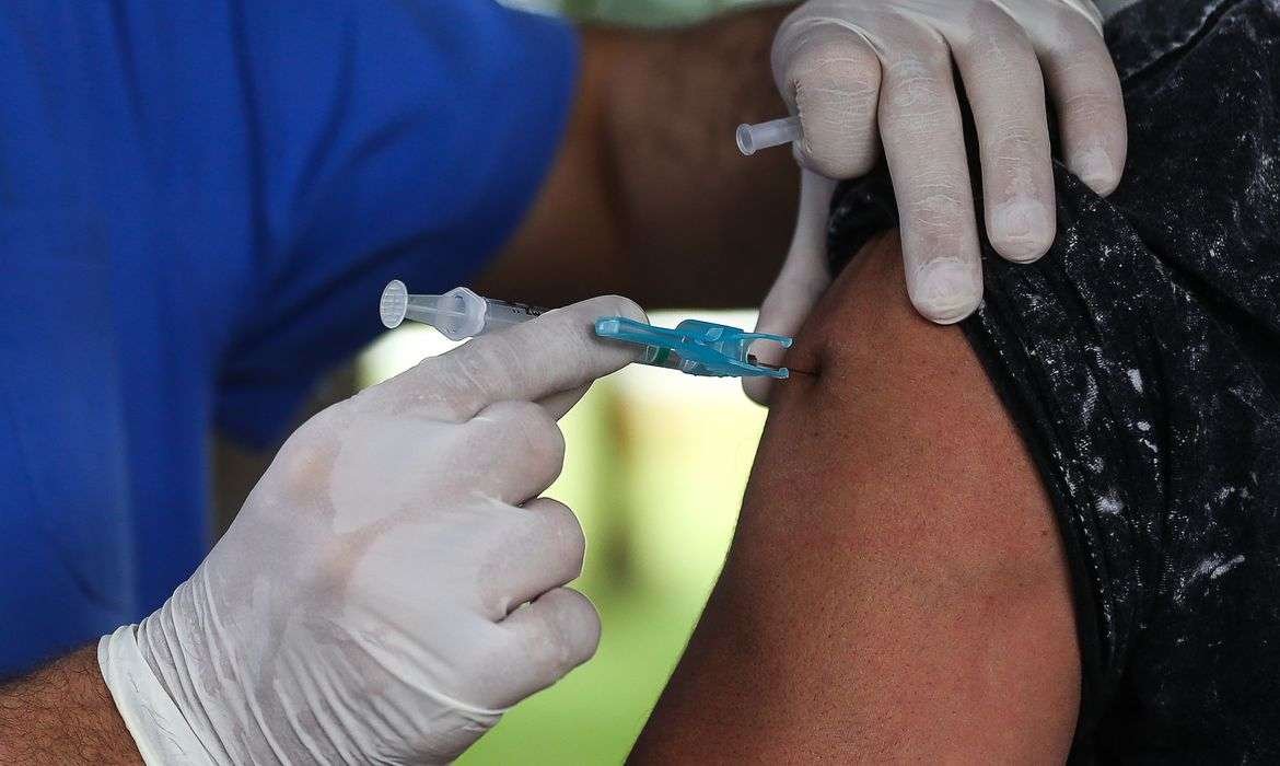 sao-paulo-alerta-para-a-importancia-da-vacina-contra-a-febre-amarela