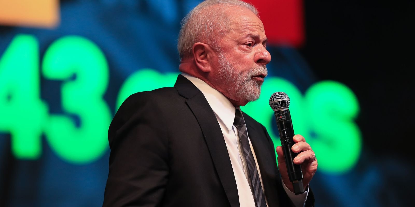 emocionado,-lula-relembra-do-inicio-do-pt-no-aniversario-do-partido