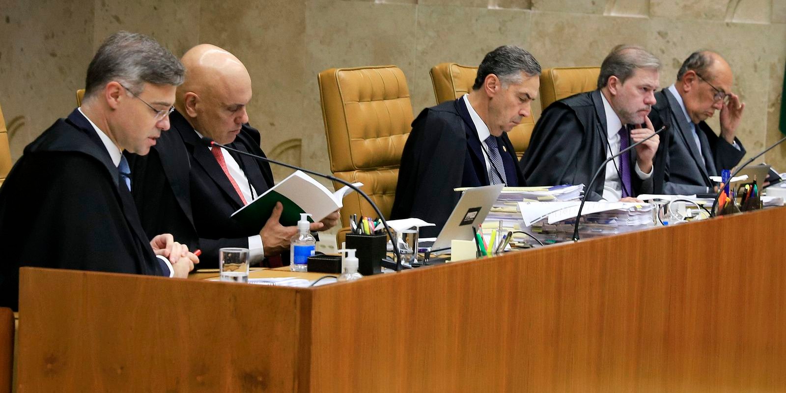 barroso-e-quarto-ministro-a-votar-contra-marco-temporal-no-stf