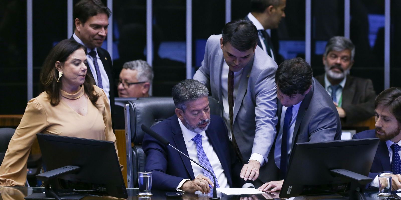 camara-conclui-votacao-do-projeto-que-altera-regras-eleitorais