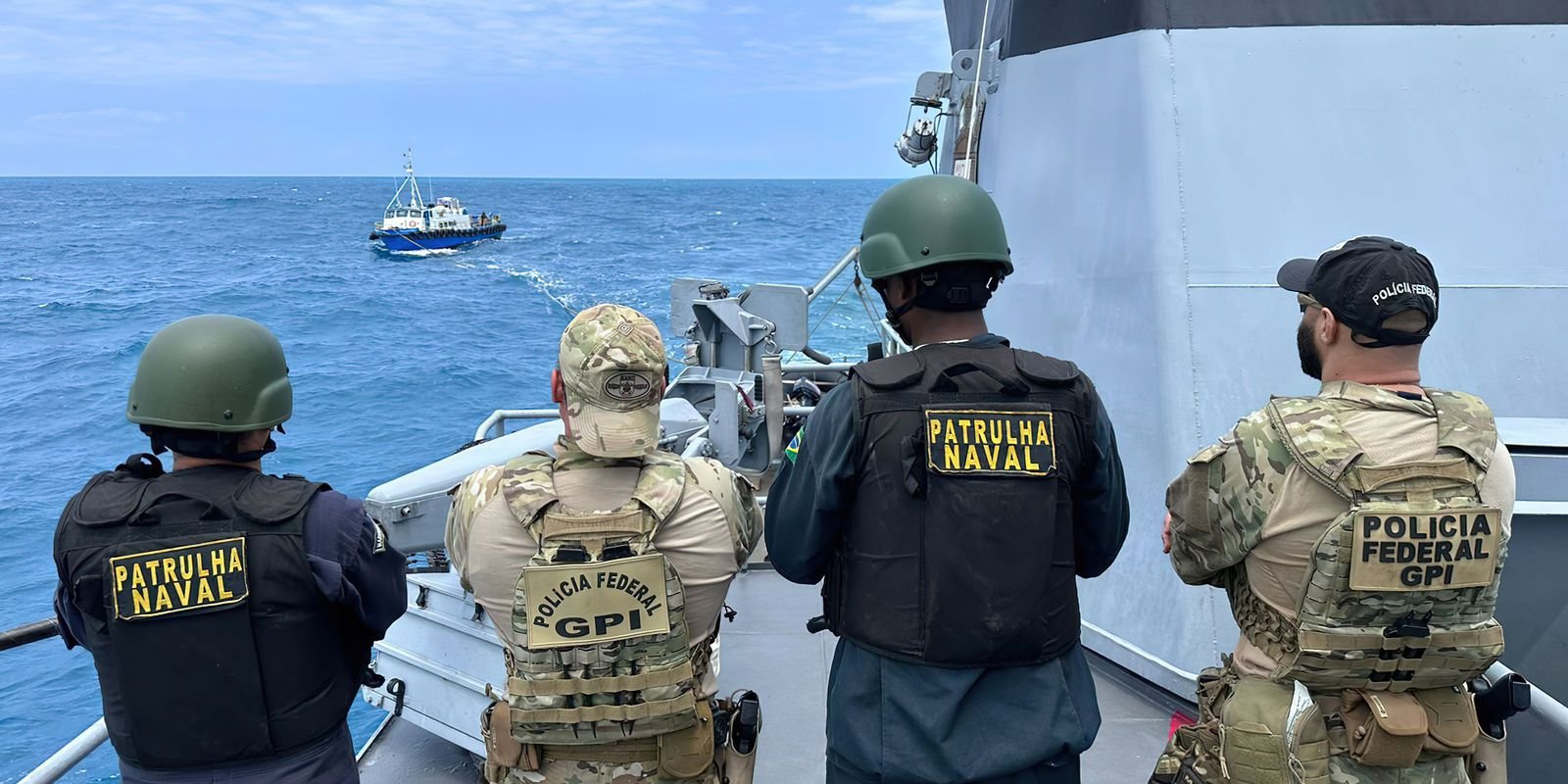marinha-e-pf-fazem-maior-apreensao-de-cocaina-no-mar-brasileiro