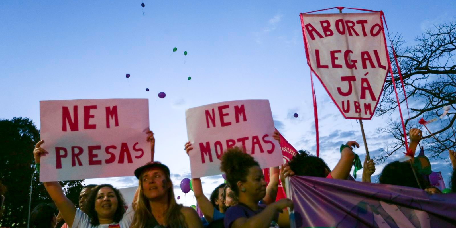 legalizacao-do-aborto-volta-ao-debate-publico-com-julgamento-no-stf