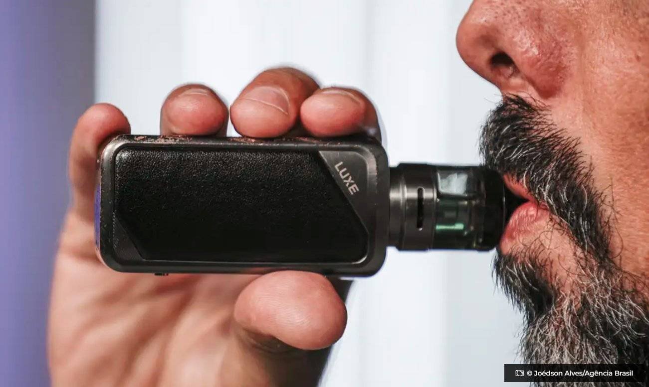 comissao-do-senado-adia-analise-da-proposta-de-cigarros-eletronicos