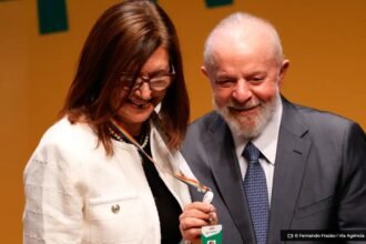 lula-defende-petrobras-lucrativa-e-lider-da-transicao-energetica