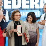 Margareth Dalcolmo, a voz da pandemia, recebe medalha Oswaldo Cruz de Lula no Rio