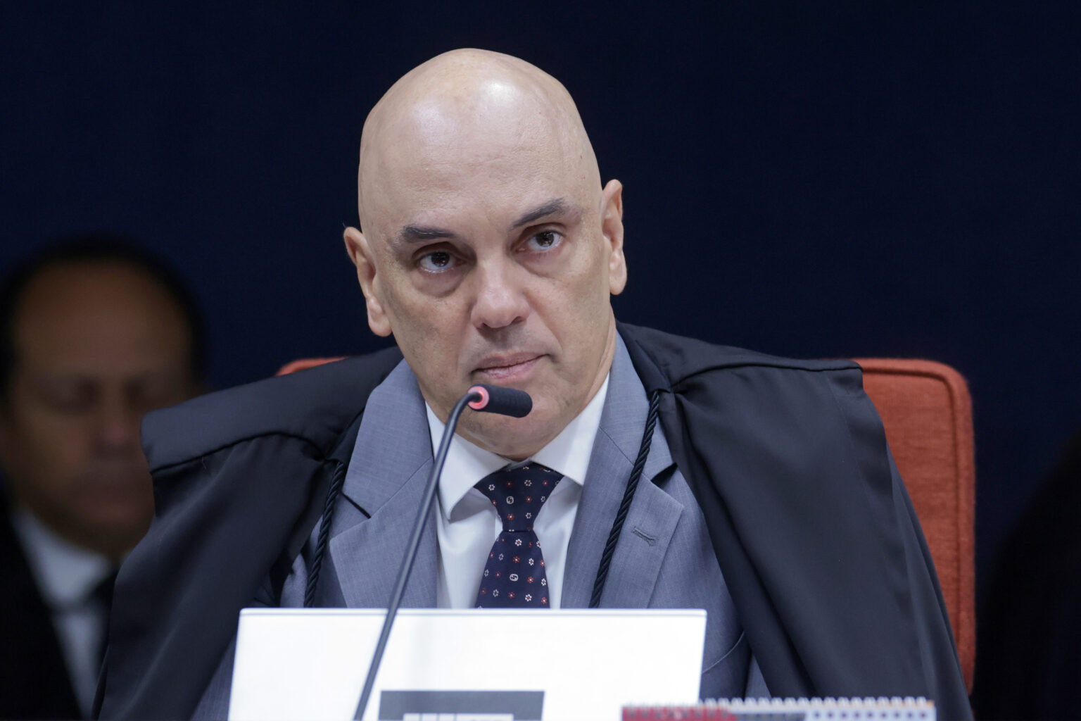 Moraes manda prender seis ‘kids pretos’ e agente federal condenados por trama golpista