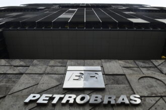 Petrobras descobre gás em poço a 36 km da costa da Colômbia, operando com 44,44%
