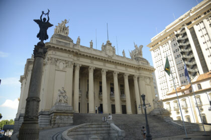 STF suspende novas regras da Alerj para eleição indireta ao governo do Rio