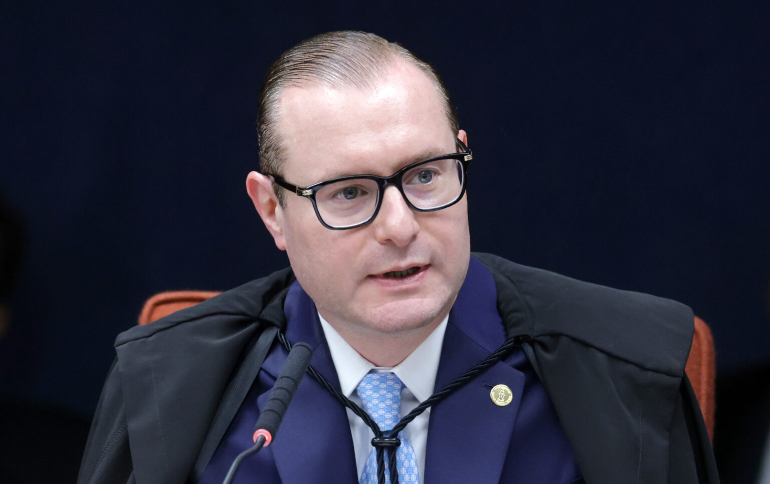 Zanin, do STF, suspende eleição indireta para o governo do Rio de Janeiro