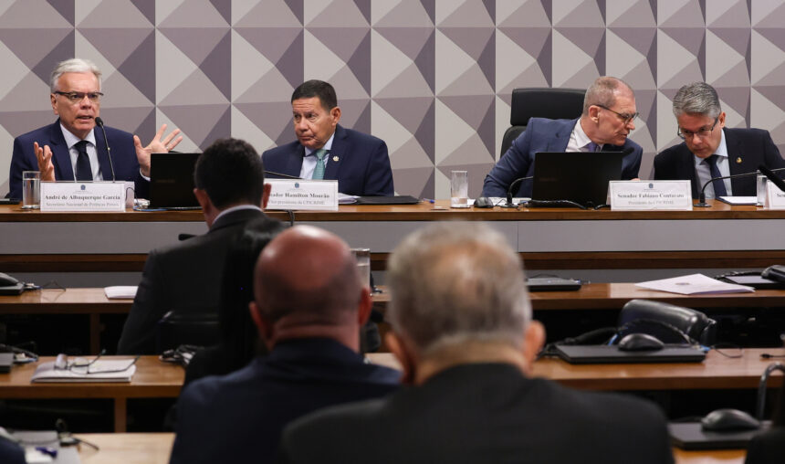 CPI do Crime Organizado: Ibaneis Rocha falta novamente e comissão avalia prorrogação