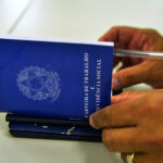 Lei garante até 20 dias de licença-paternidade para pais no Brasil a partir de 2029