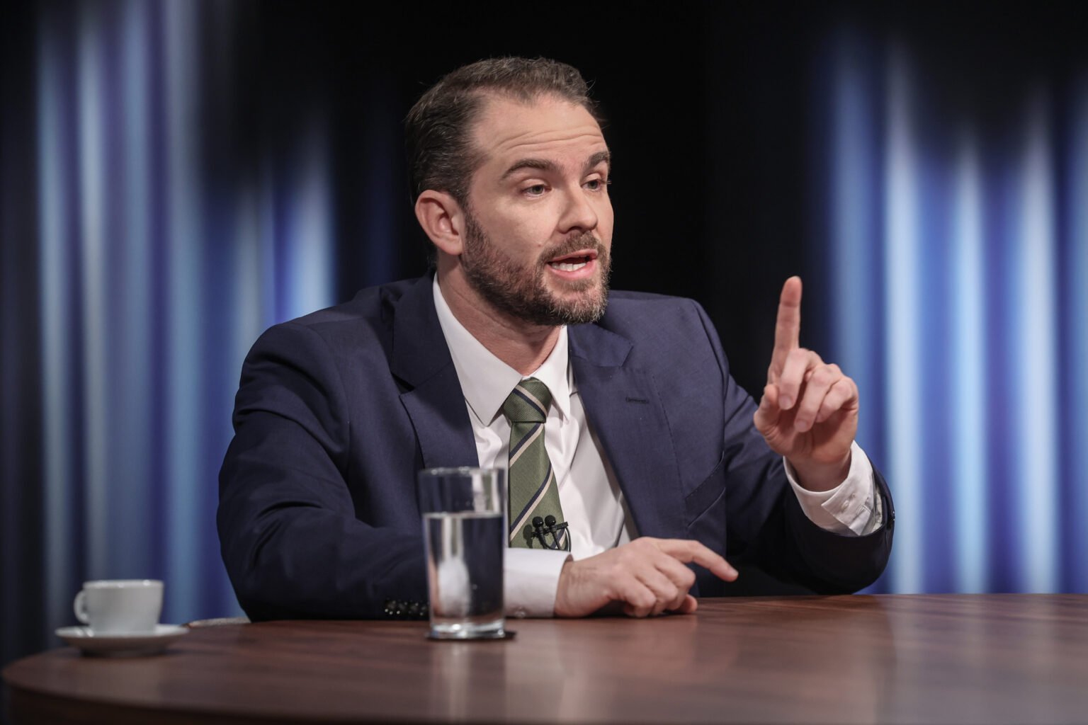 Brasil levará debate sobre minerais estratégicos e impactos de guerras ao Brics e G7