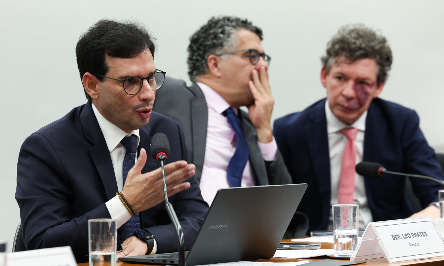 Câmara define cronograma para votação da proposta que busca encerrar escala 6x1