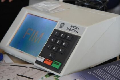 Eleitores de três cidades voltam às urnas neste domingo para escolher novos prefeitos