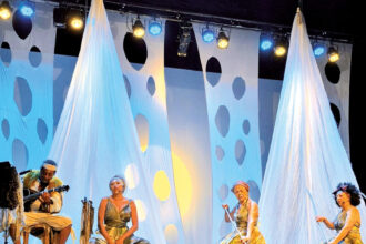 Espetáculo navio negreiro ocupa o palco do teatro alberto maranhão nesta terça-feira