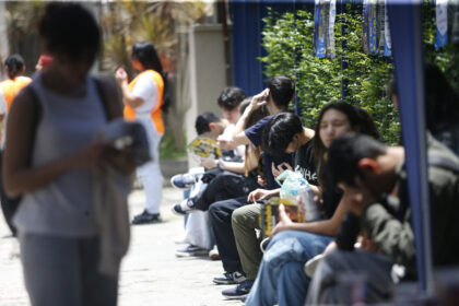Estudantes pré-selecionados para vagas remanescentes do Fies têm até segunda para