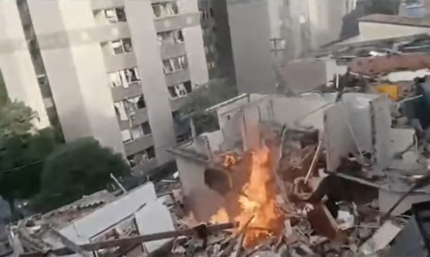 Explosão destrói casas no Jaguaré e deixa um morto na zona oeste de São Paulo