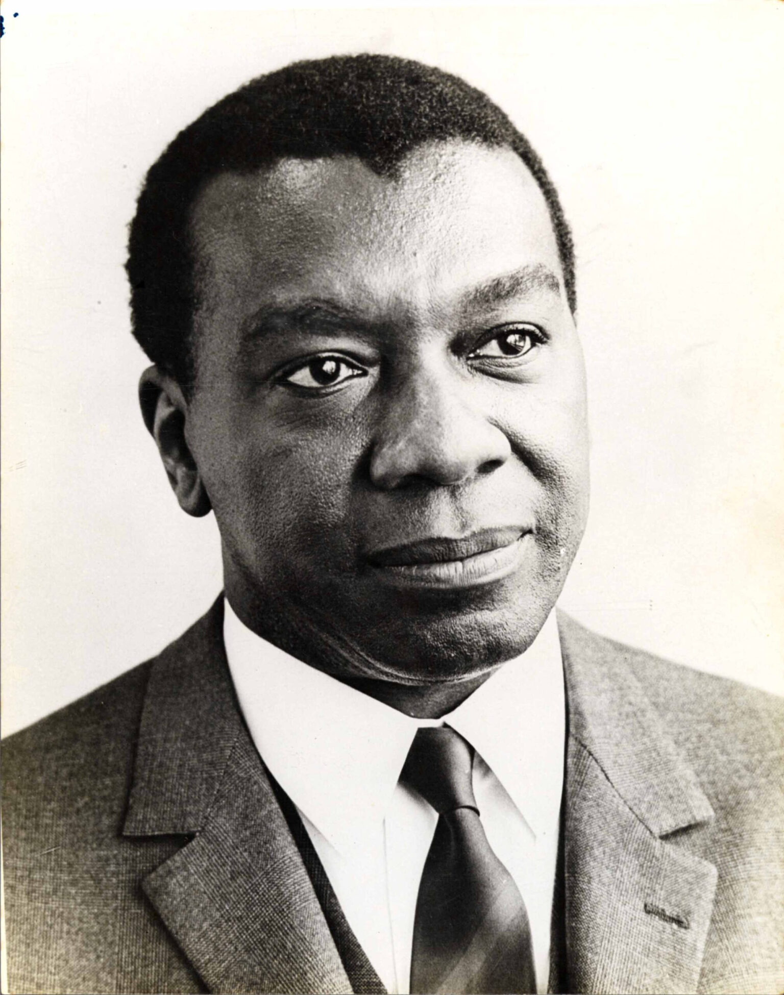 Fliaraxá celebra o legado de Milton Santos e conecta literatura ao mundo