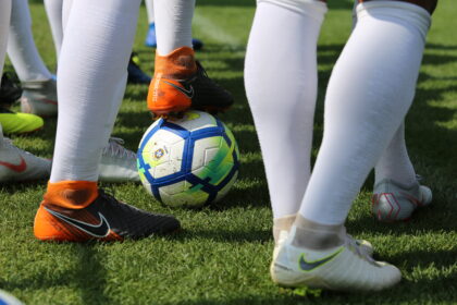 Futebol brasileiro vive fim de semana intenso com rodadas decisivas nas séries A e B