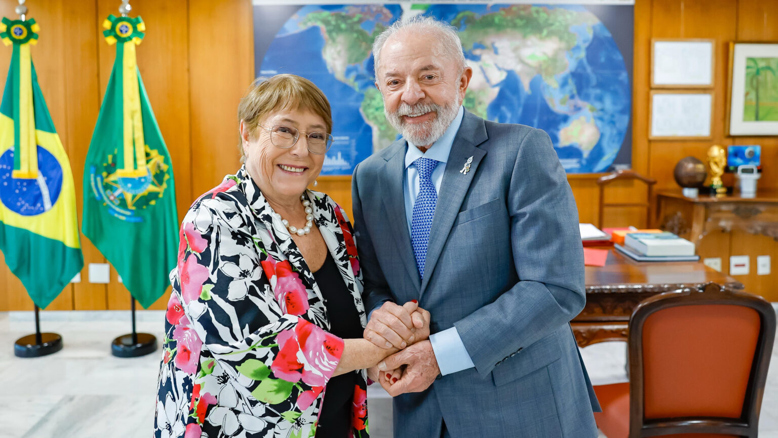 Lula reforça apoio à candidatura de Michelle Bachelet para a liderança da ONU