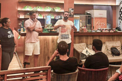 Moradores da Rocinha e do Vidigal iniciam curso profissionalizante de guia turístico