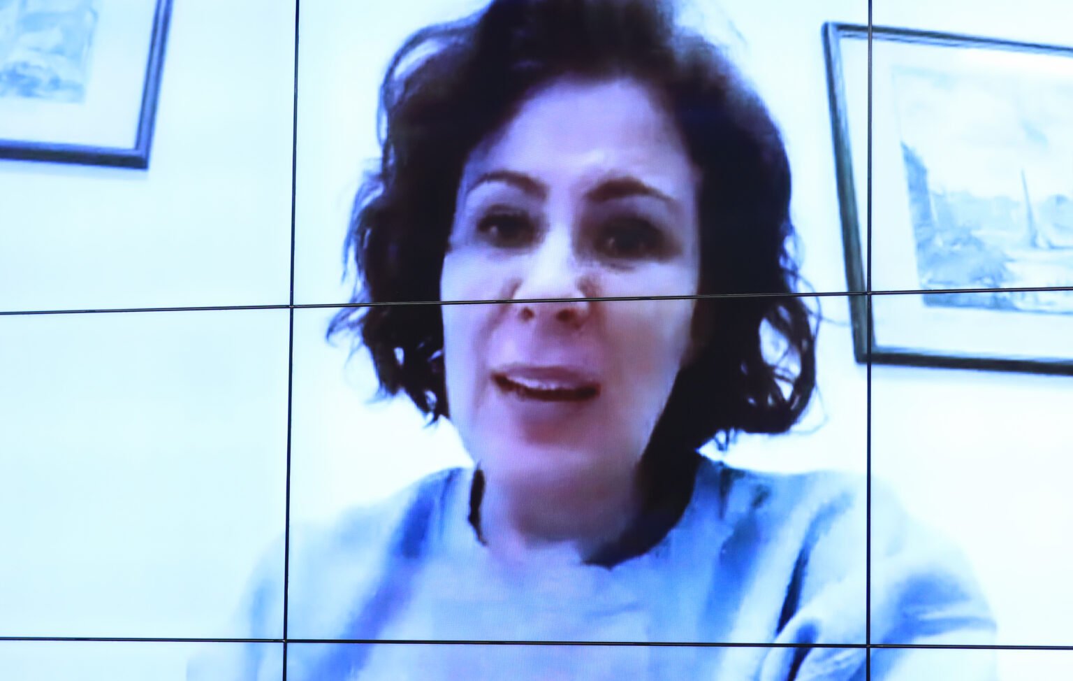Moraes pressiona governo para acelerar extradição de Carla Zambelli