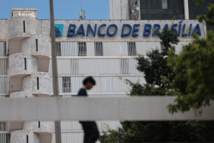 Operação Juros Zero mira esquema de descontos indevidos em salários de servidores do DF