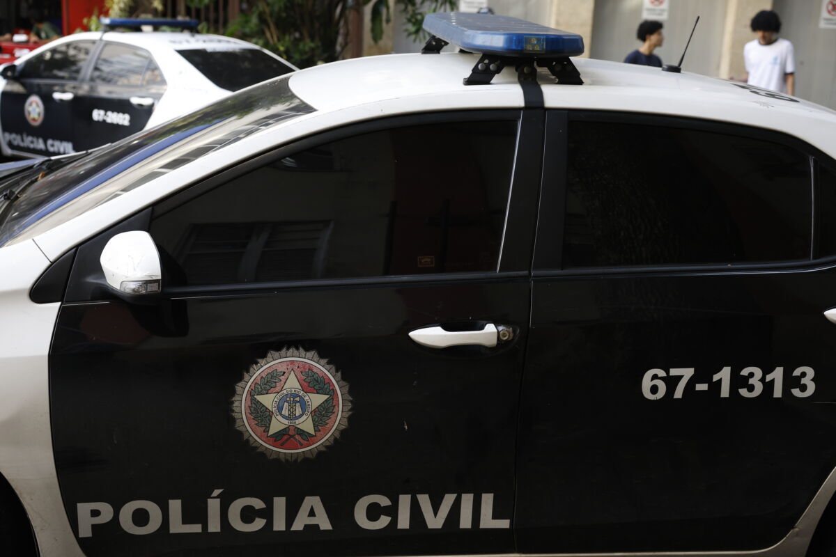Operação policial no Morro Dona Marta em Botafogo termina com baleado e prisões