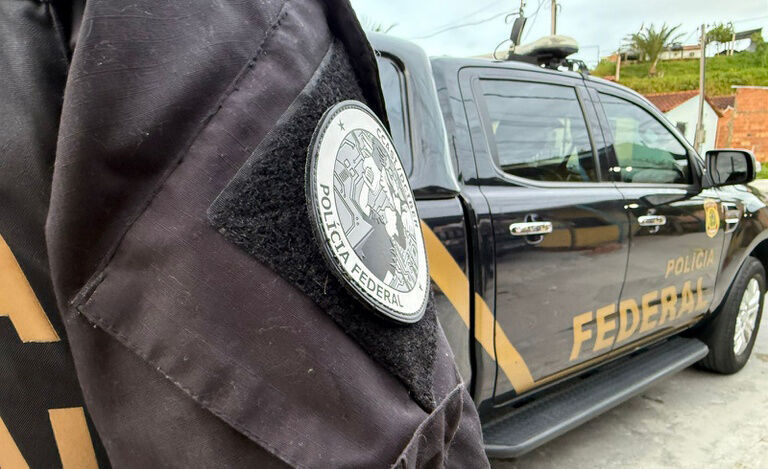 Polícia Federal desmantela engrenagem financeira que financiava o Comando Vermelho