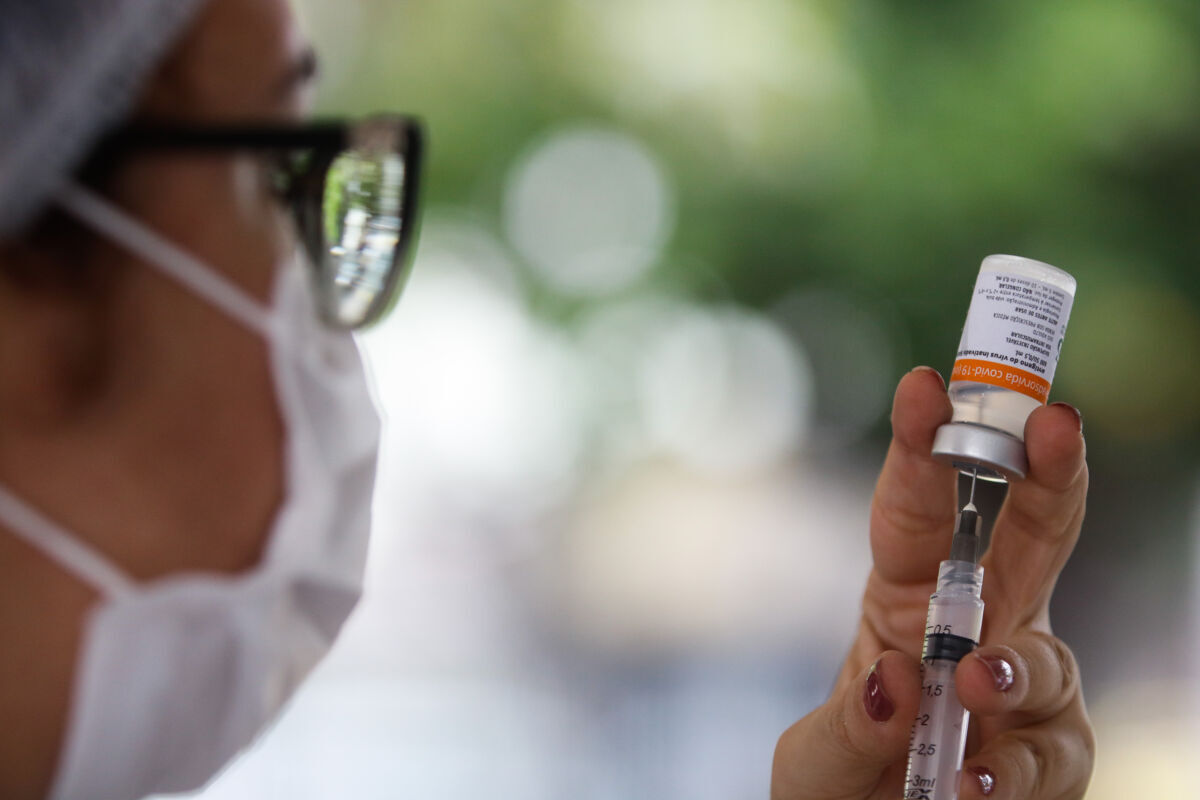 Anvisa determina atualização obrigatória na composição das vacinas contra a covid-19