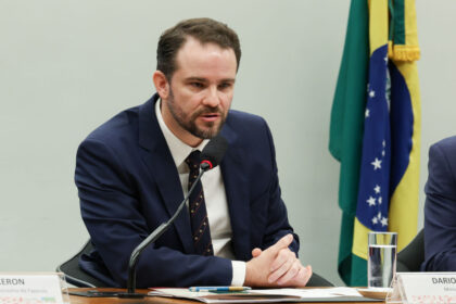 Dívida pública do Brasil mantém estabilidade em 74% do PIB e evita riscos à economia nacional