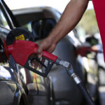 Governo suspende decisão sobre elevar mistura de etanol na gasolina para 32%