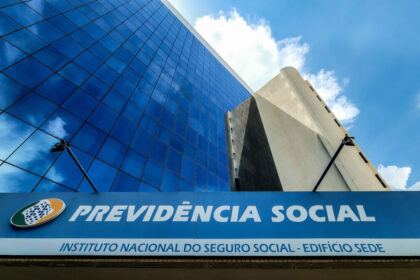 PF indicia 48 suspeitos em esquema bilionário de descontos indevidos no INSS