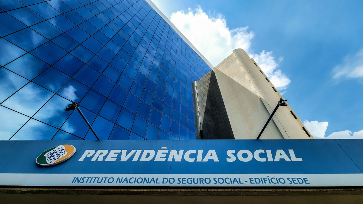 PF indicia 48 suspeitos em esquema bilionário de descontos indevidos no INSS
