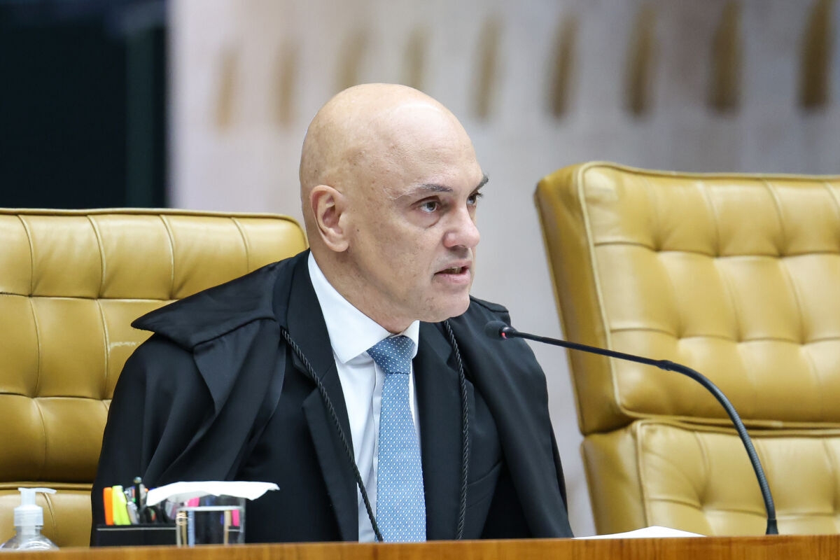 PF realiza busca por armas na residência de Jair Bolsonaro por determinação do STF