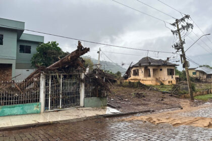 Rio Grande do Sul entra em alerta máximo para tempestades severas e risco de novas inundações