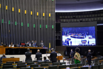 STF intima partidos a esclarecer se cúpulas interferem na destinação de emendas parlamentares