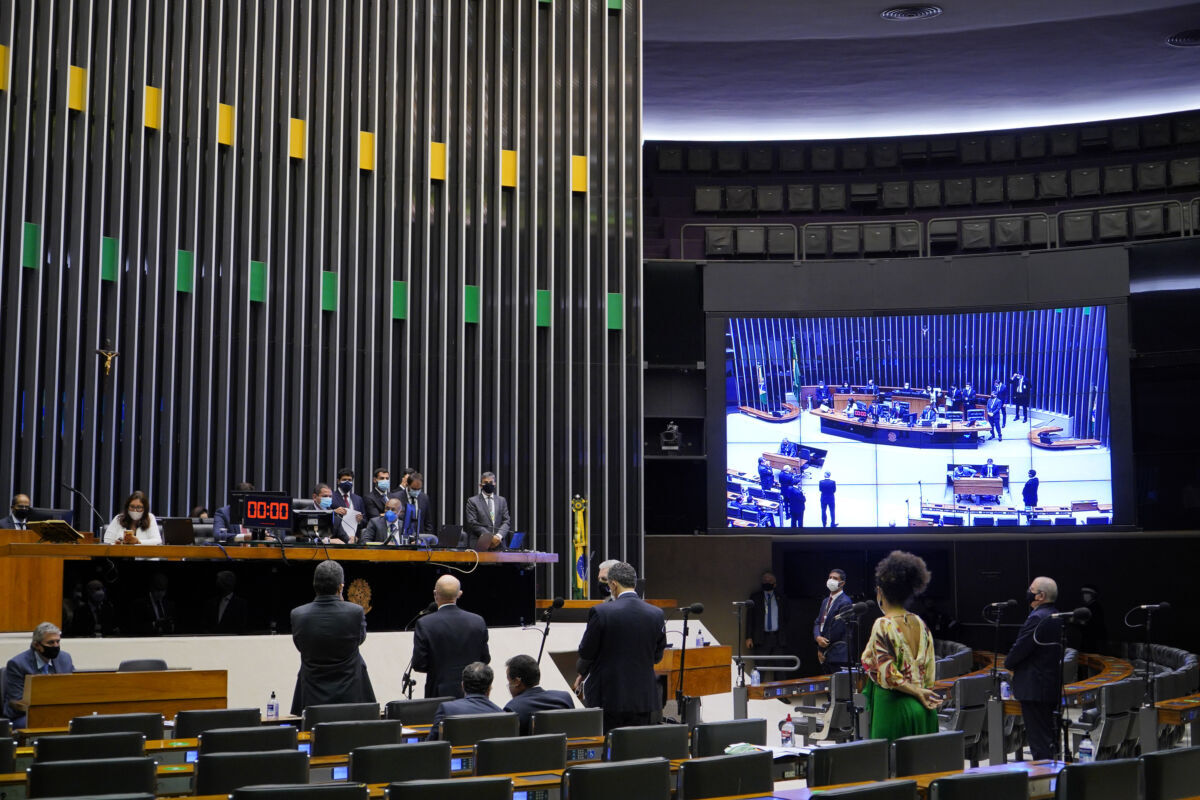 STF intima partidos a esclarecer se cúpulas interferem na destinação de emendas parlamentares