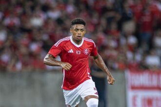 Victor Gabriel é suspenso pelo STJD até a recuperação do atacante Gabriel Pec