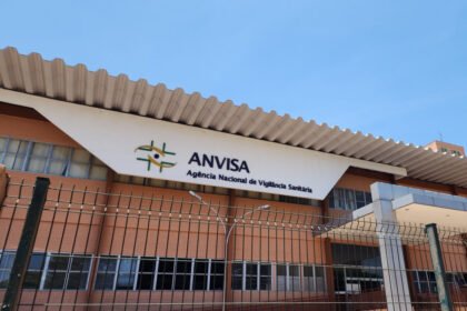 Anvisa proíbe comercialização e fabricação de cosméticos irregulares em todo o Brasil