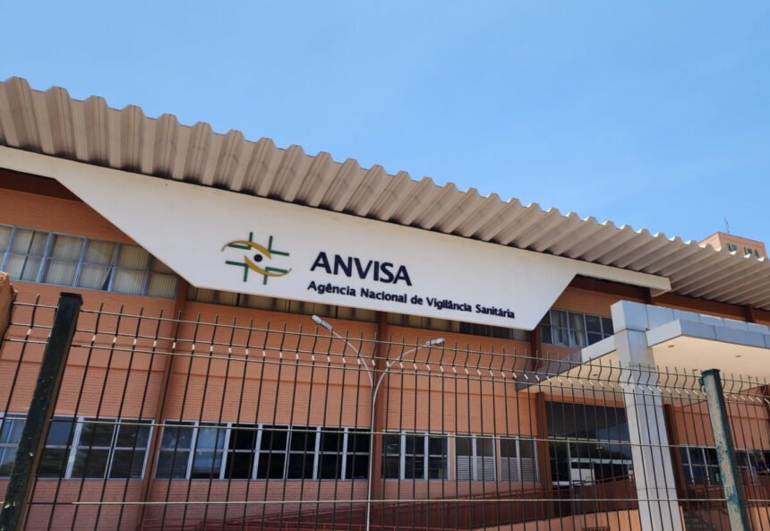 Anvisa proíbe comercialização e fabricação de cosméticos irregulares em todo o Brasil