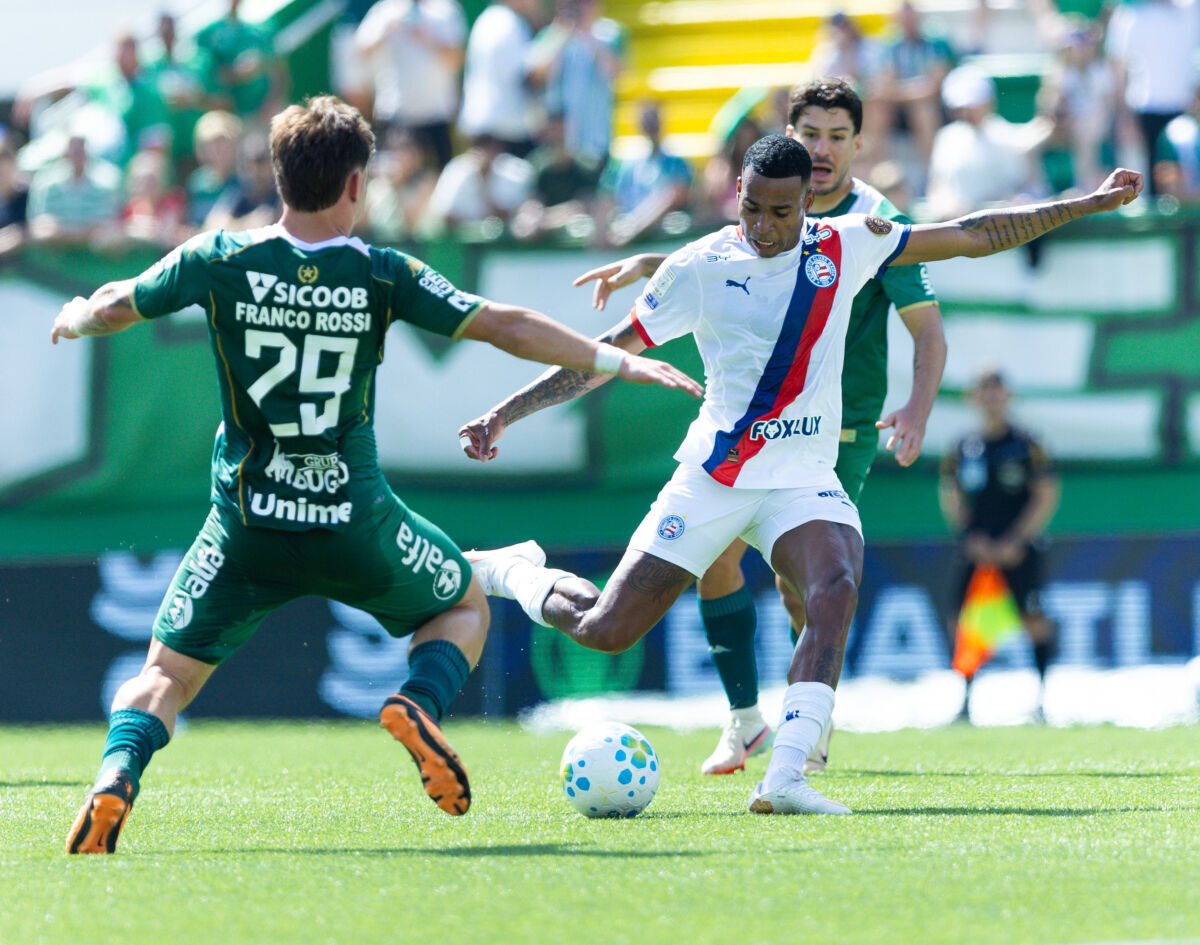 Bahia empata com a lanterna Chapecoense e deixará a zona da Libertadores