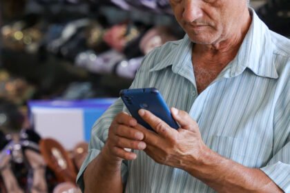 Brasileiros deixaram R$ 62,5 bilhões em apostas online entre outubro de 2024 e março de 2026