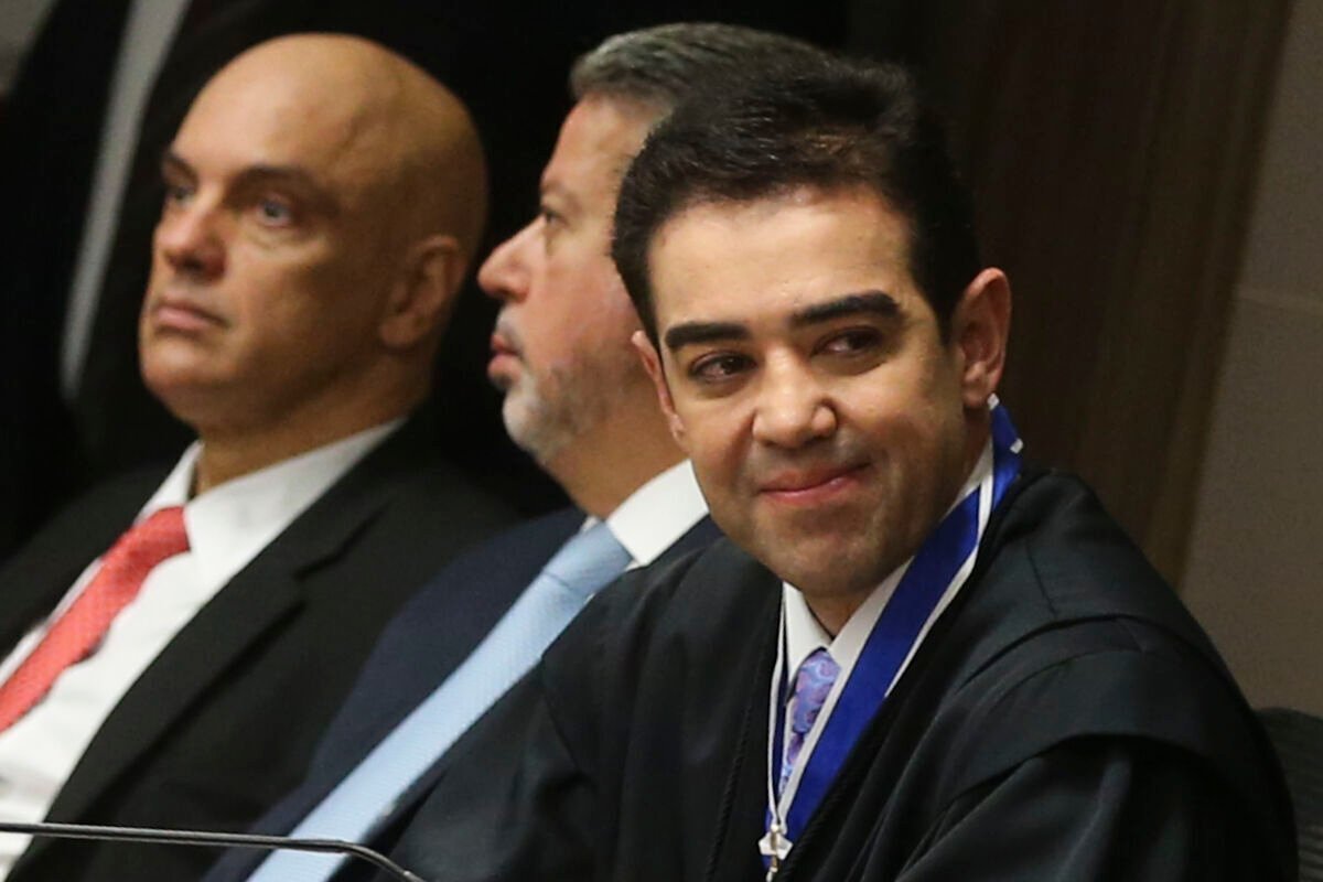 Bruno Dantas renuncia ao TCU e abre vaga de indicação do Senado na corte de contas