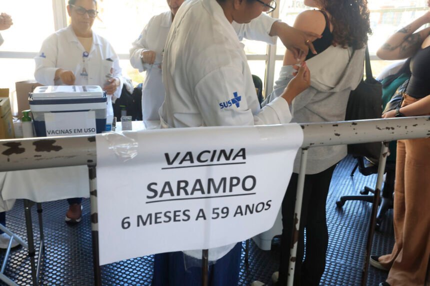 Campanha de multivacinação em São Paulo aplica mais de 1 milhão de doses em duas semanas