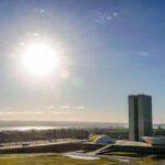 Escala 6x1 e taxa das blusinhas dominam pauta do Congresso em semana decisiva