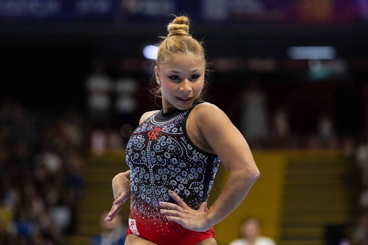 Flávia Saraiva domina o solo e a trave no encerramento do Brasileiro de Ginástica