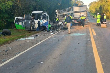 Identificação das 23 vítimas de acidente na BR-373 começa em Ponta Grossa